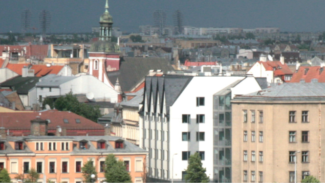 PVD ēkas bildes uz Rīgas fona