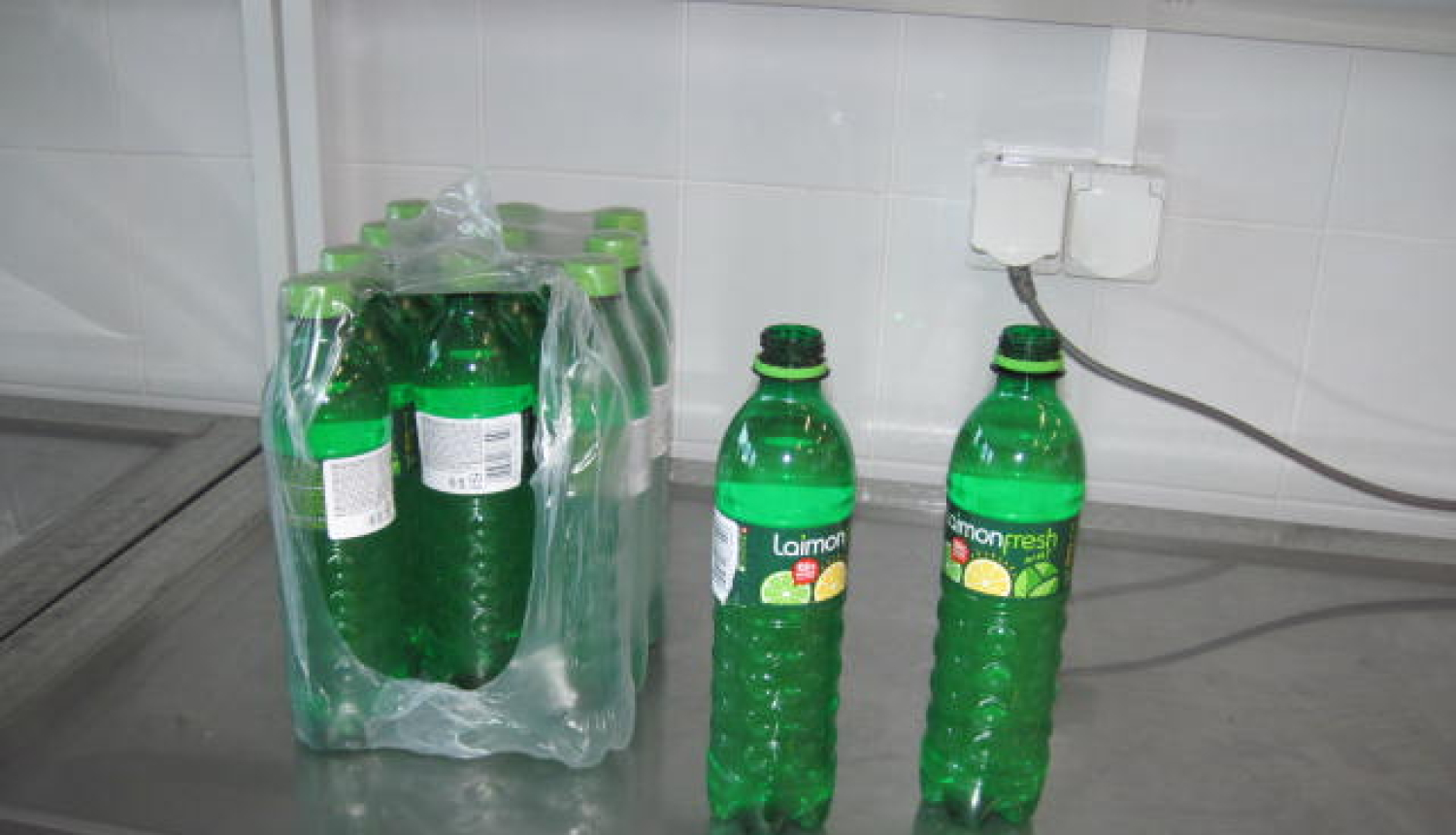 Neatbilstoši korķīši Krievijas izcelsmes dzērienam